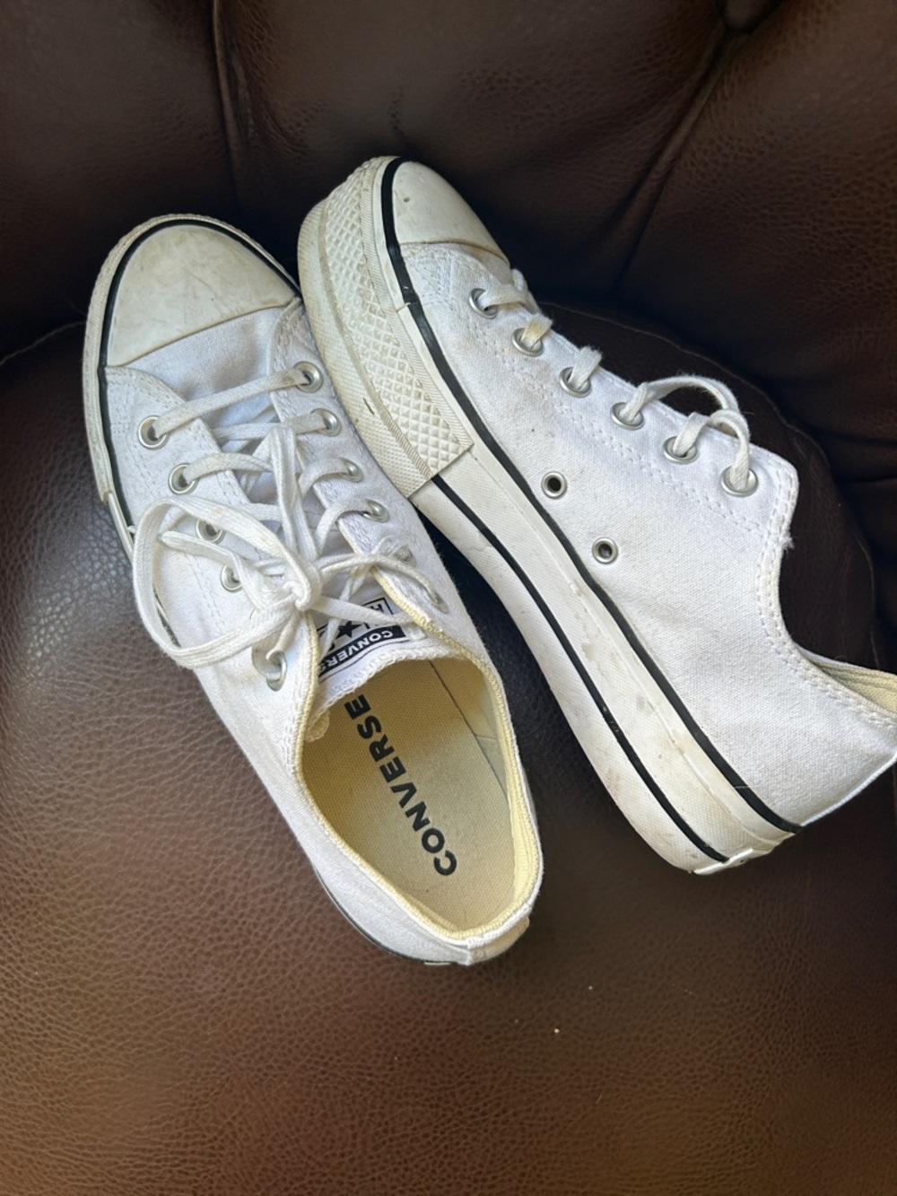 Converse platform White Low-Top Canvas Sneakers with Black Trim